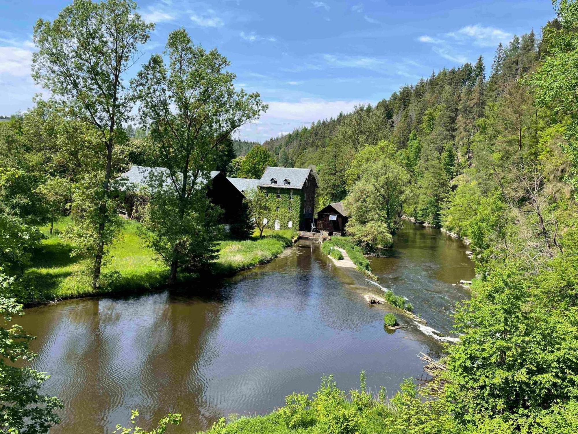 Chalet-Ferienwohnung Schlossblick, 51 Qm, Wellness/Fitness/Sauna - Bergroedelhof Feilitzsch Dış mekan fotoğraf