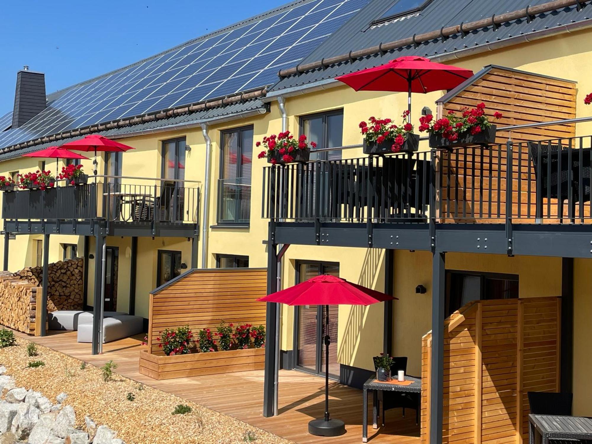 Chalet-Ferienwohnung Schlossblick, 51 Qm, Wellness/Fitness/Sauna - Bergroedelhof Feilitzsch Dış mekan fotoğraf
